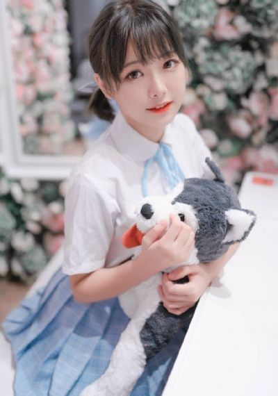 年轻的丝袜老师